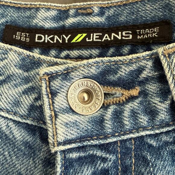 Vintage DKNY Jeans 4R High Rise Straight Leg Light Wash 100% Cotton 90s Y2K - Picture 2 of 16